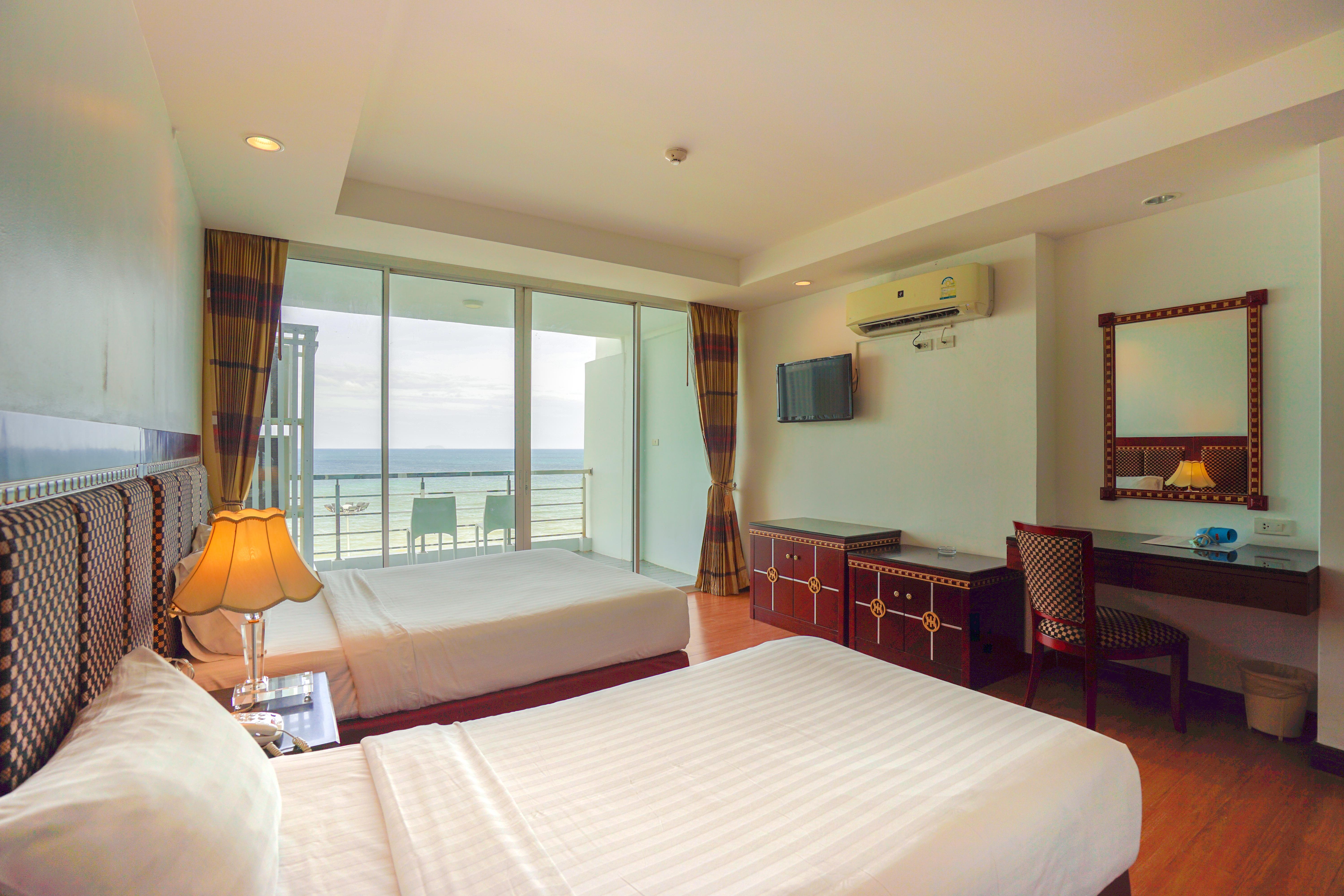 Jomtien Hisotel Ngoại thất bức ảnh