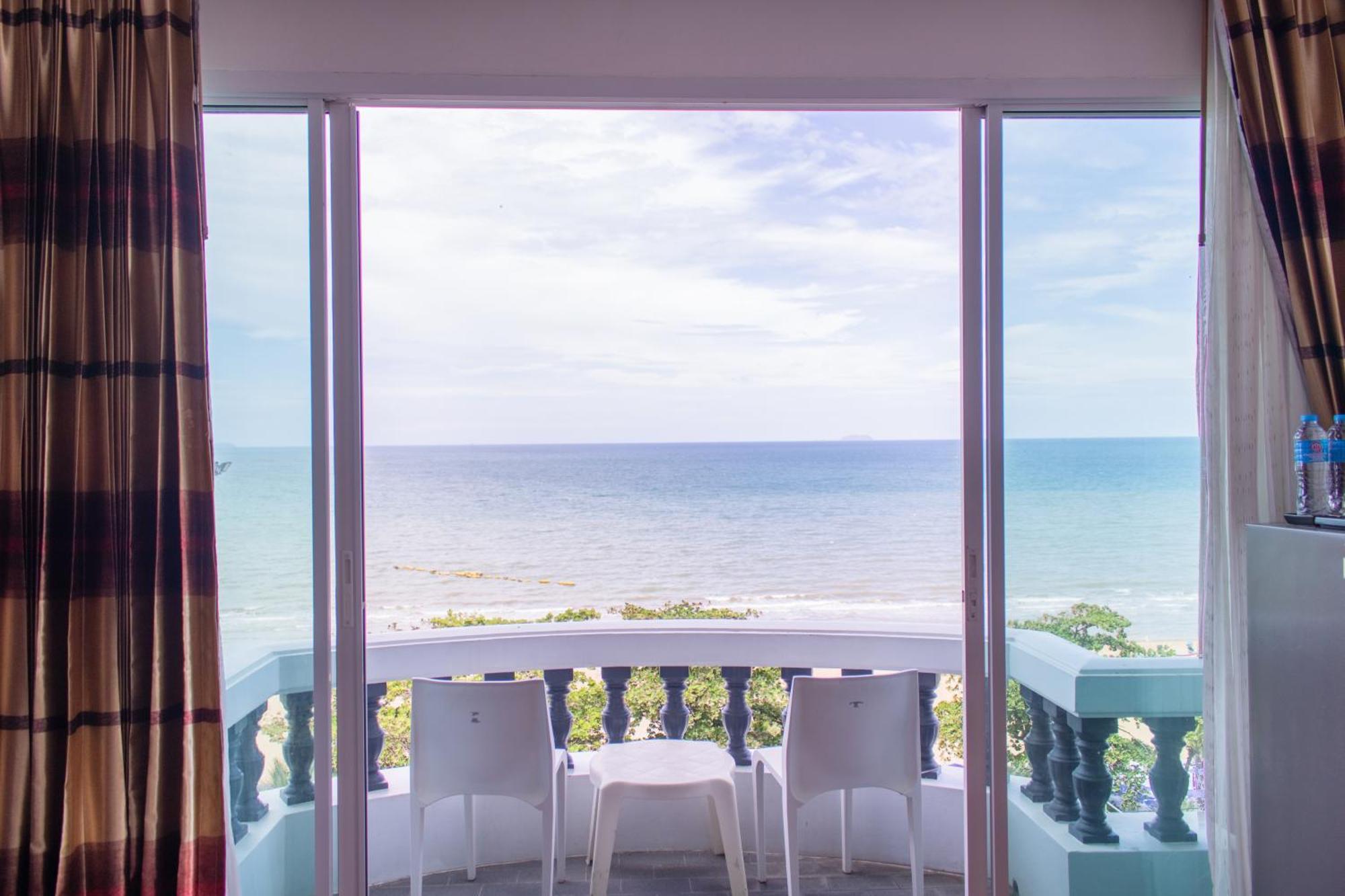 Jomtien Hisotel Ngoại thất bức ảnh