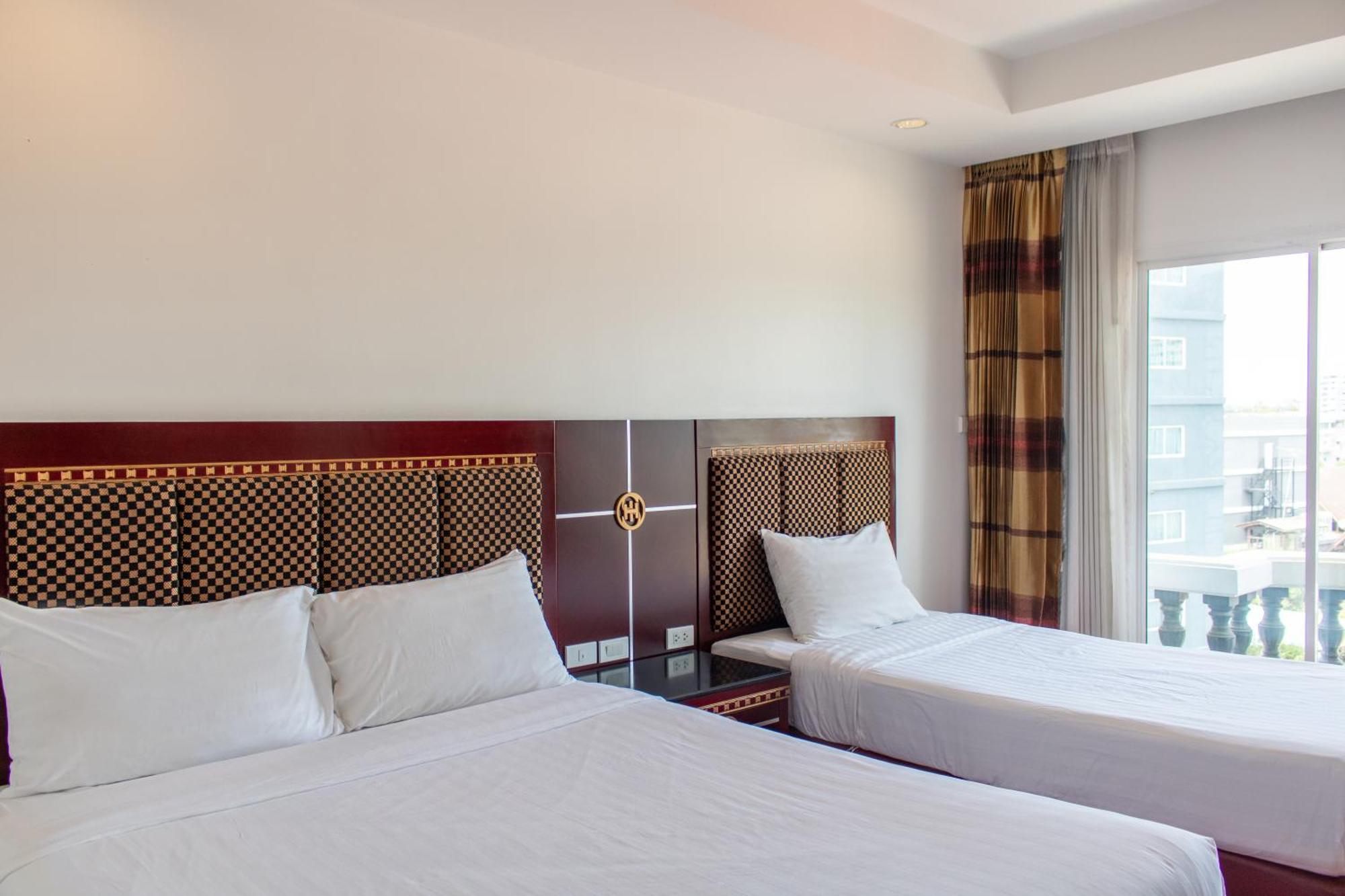 Jomtien Hisotel Ngoại thất bức ảnh