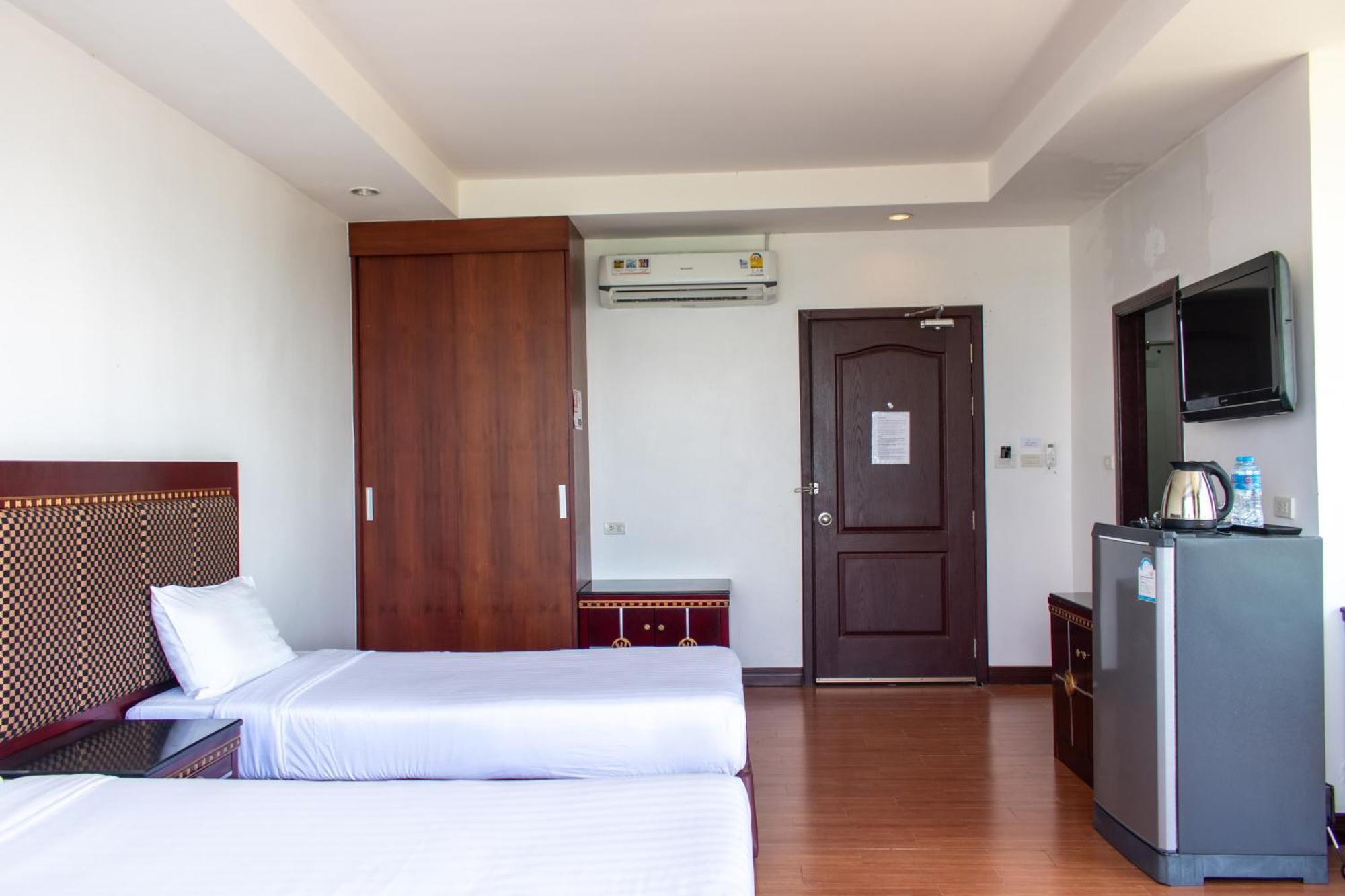 Jomtien Hisotel Ngoại thất bức ảnh