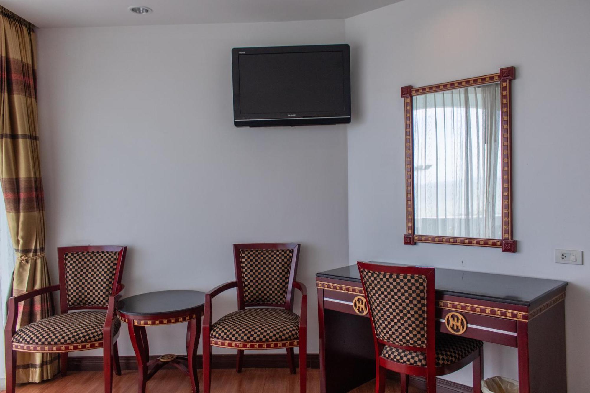 Jomtien Hisotel Ngoại thất bức ảnh