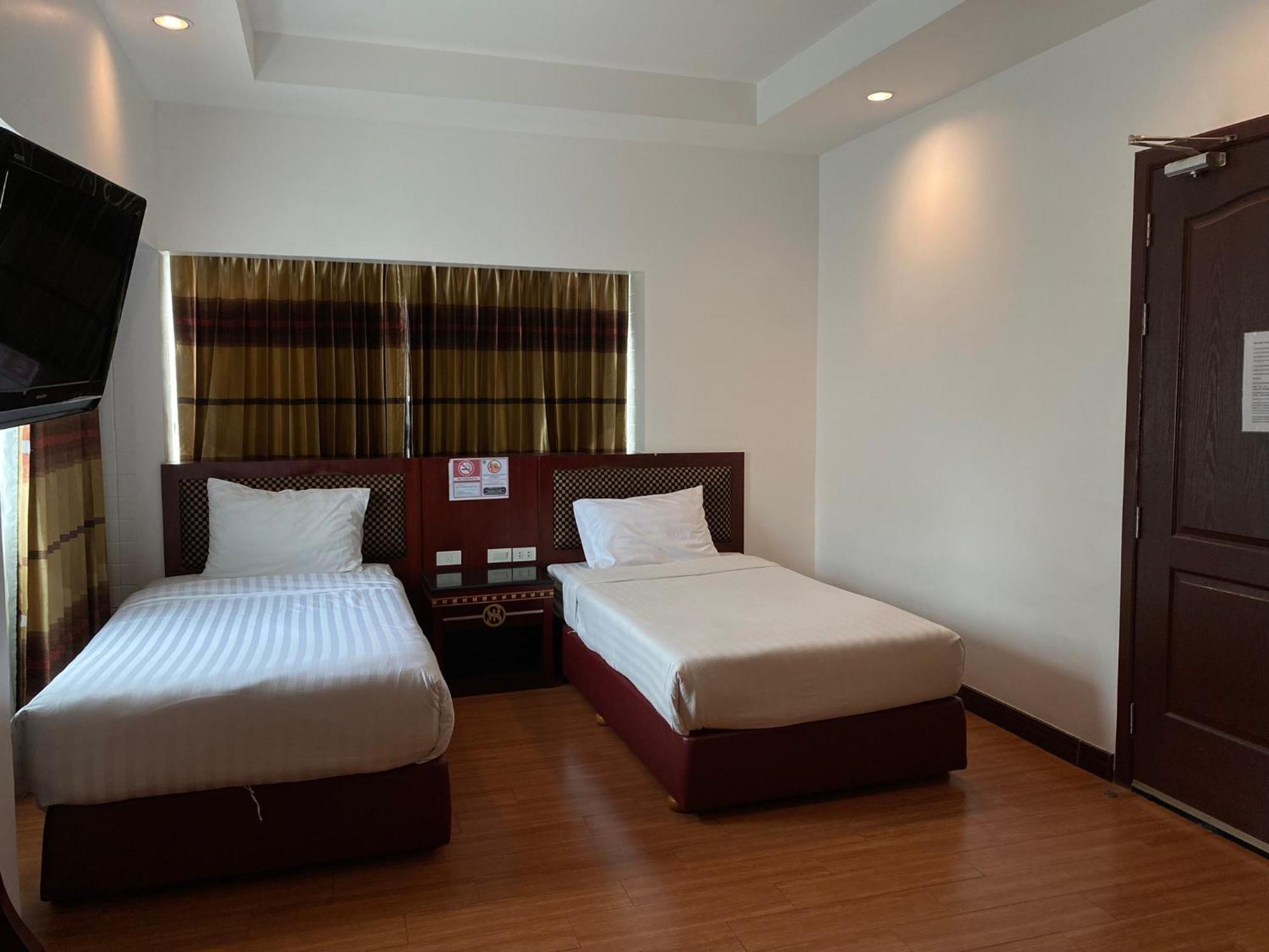Jomtien Hisotel Ngoại thất bức ảnh