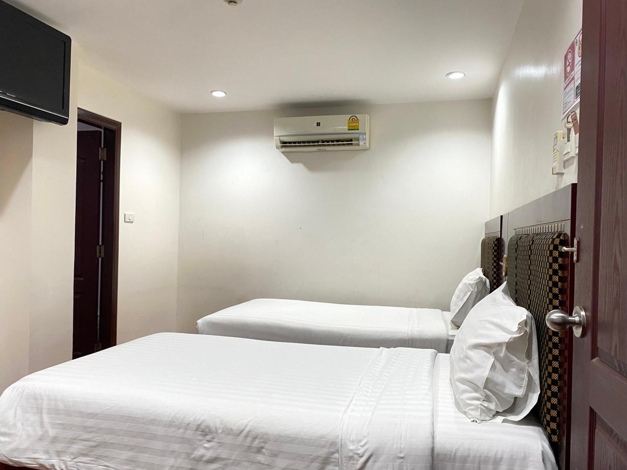 Jomtien Hisotel Ngoại thất bức ảnh