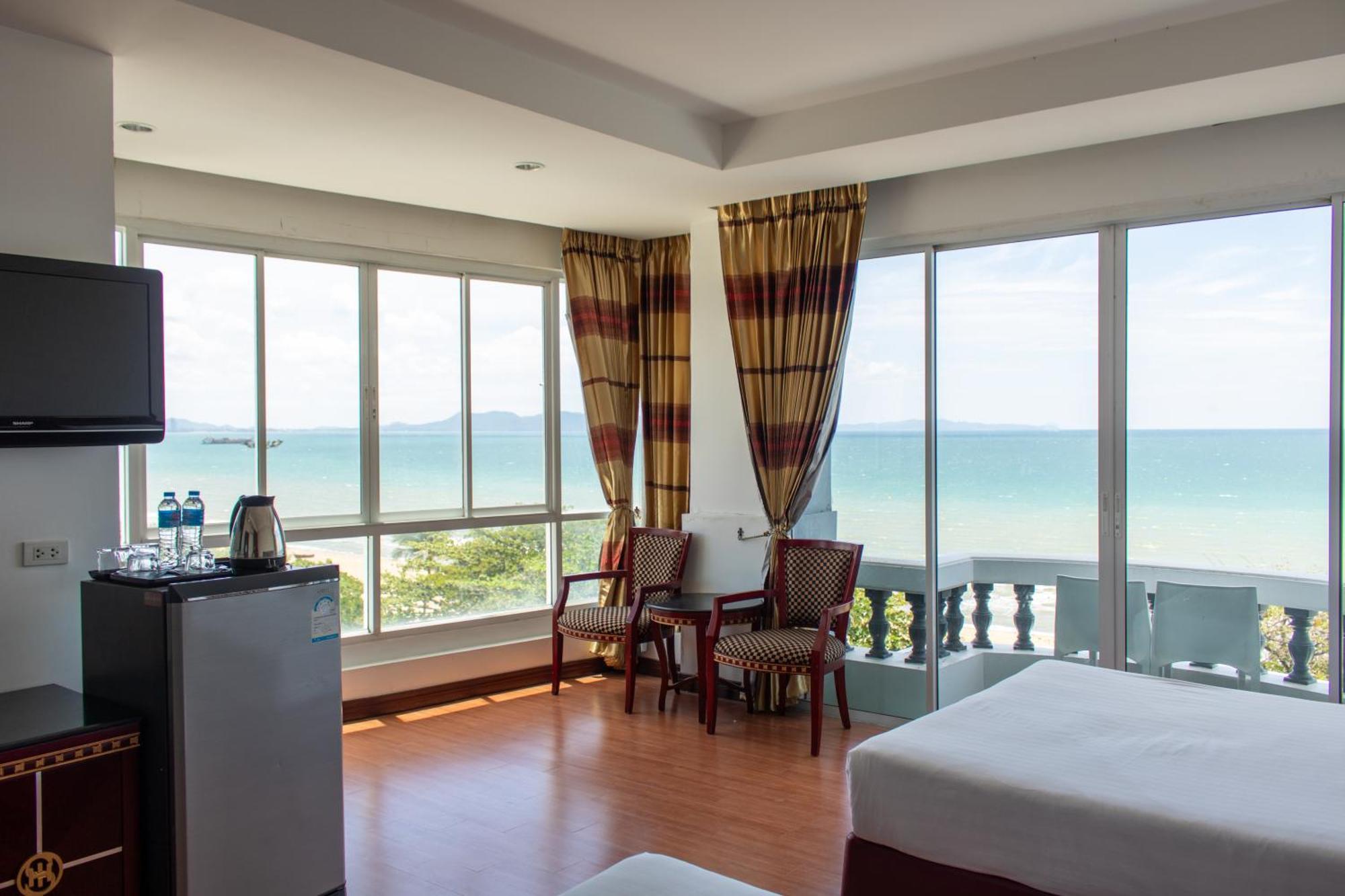 Jomtien Hisotel Ngoại thất bức ảnh