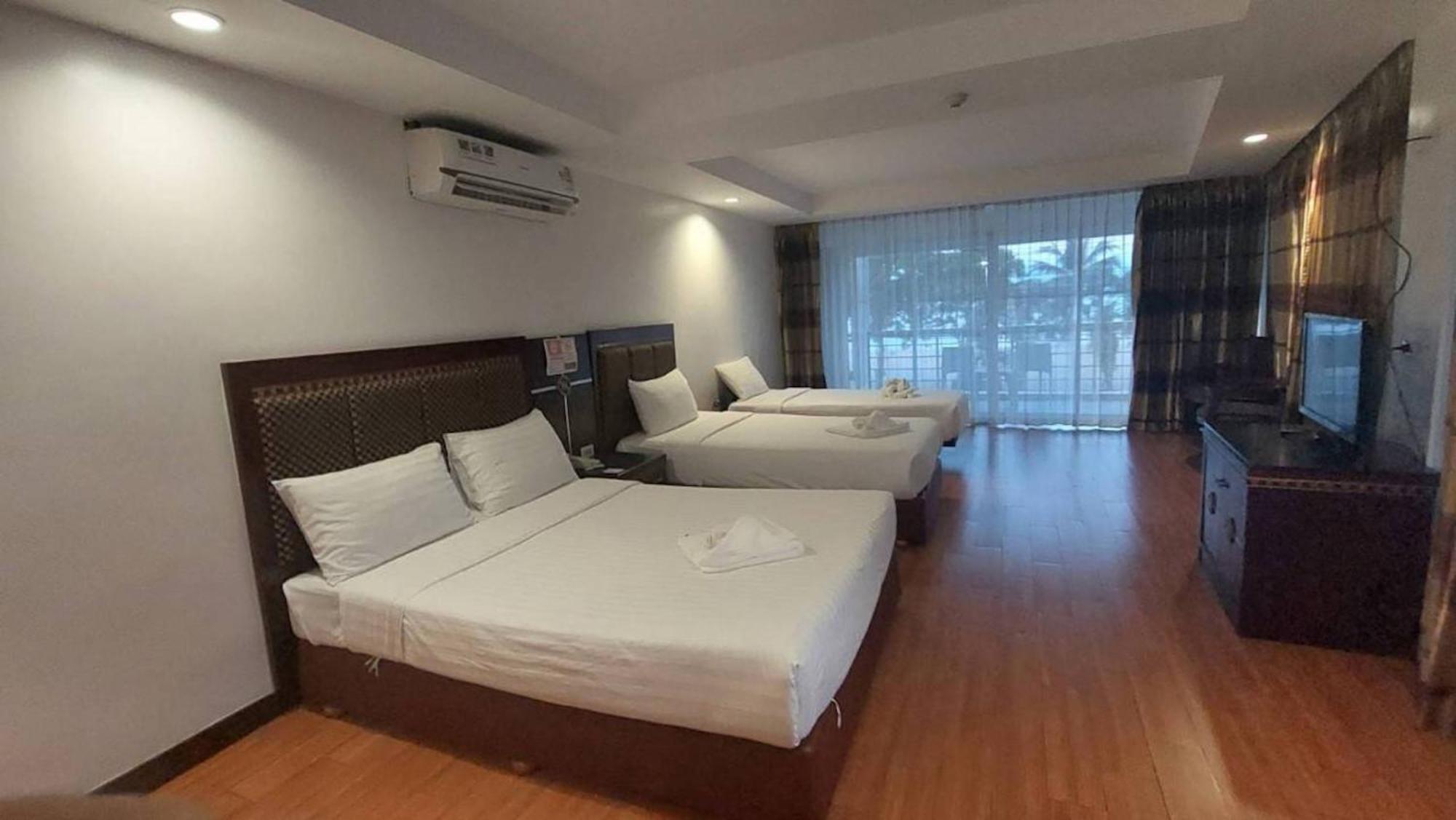 Jomtien Hisotel Ngoại thất bức ảnh