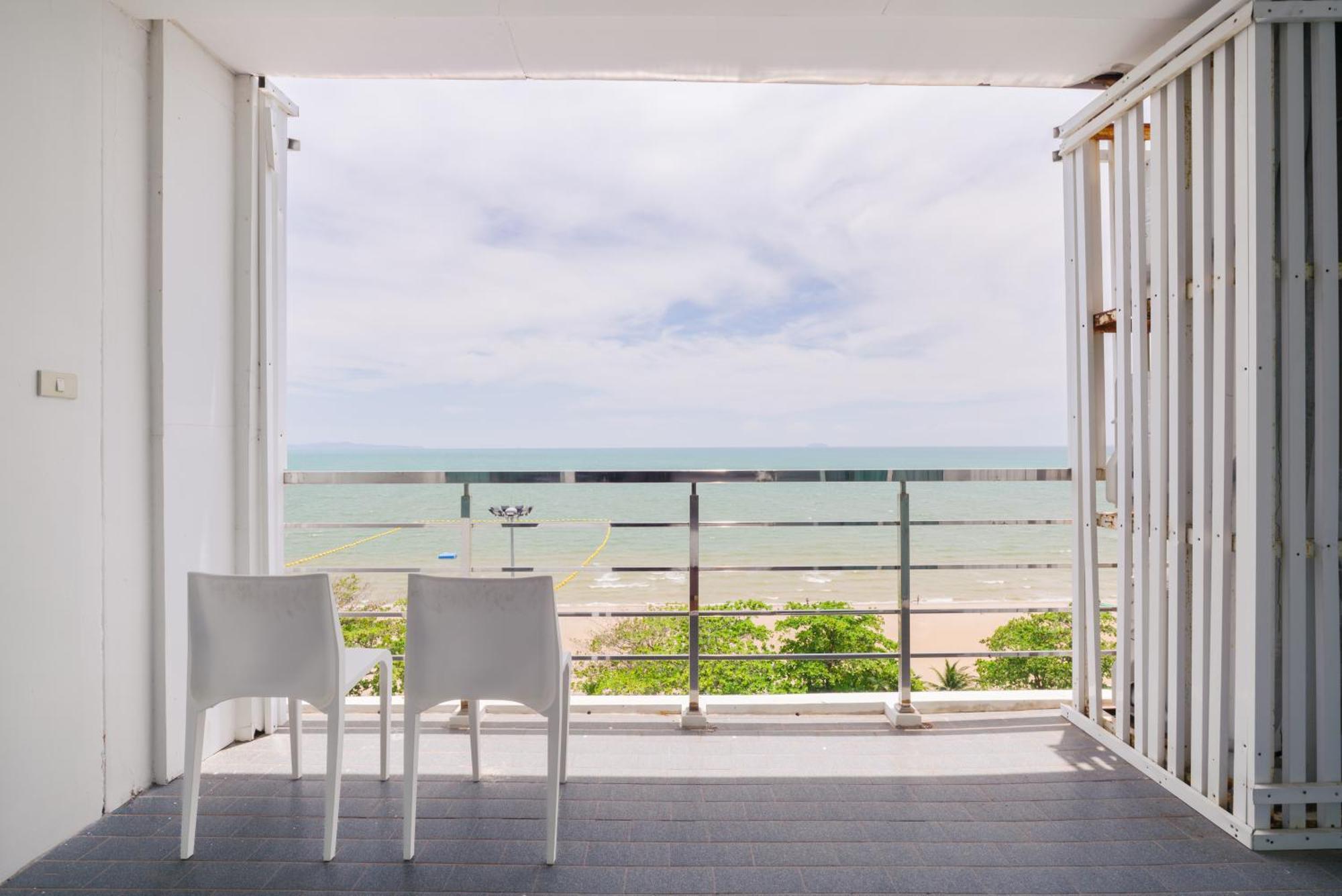 Jomtien Hisotel Ngoại thất bức ảnh