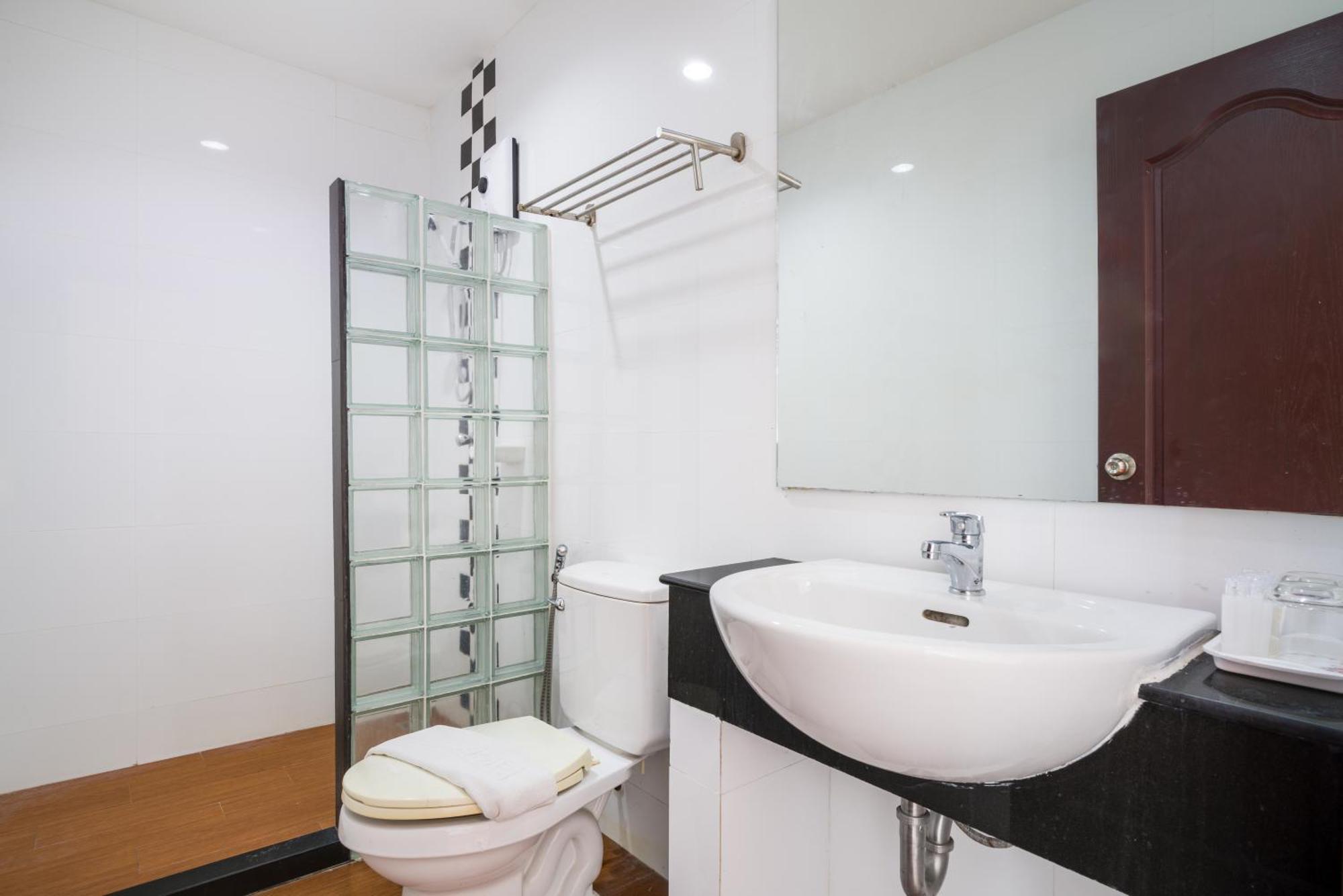 Jomtien Hisotel Ngoại thất bức ảnh