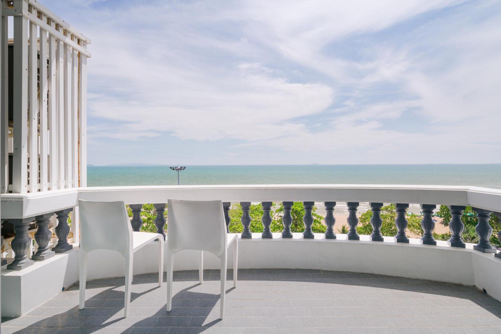 Jomtien Hisotel Ngoại thất bức ảnh